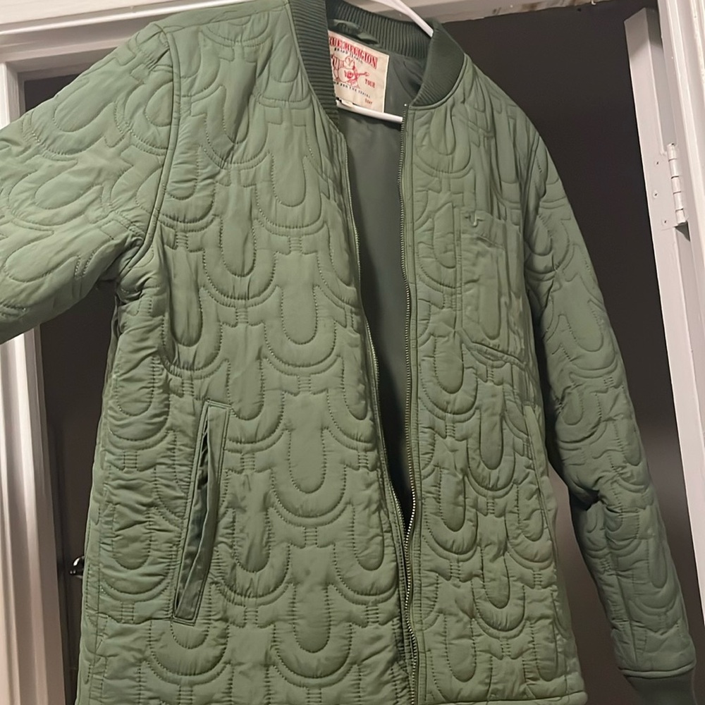 Nice bomber jacket..true religion..fall green